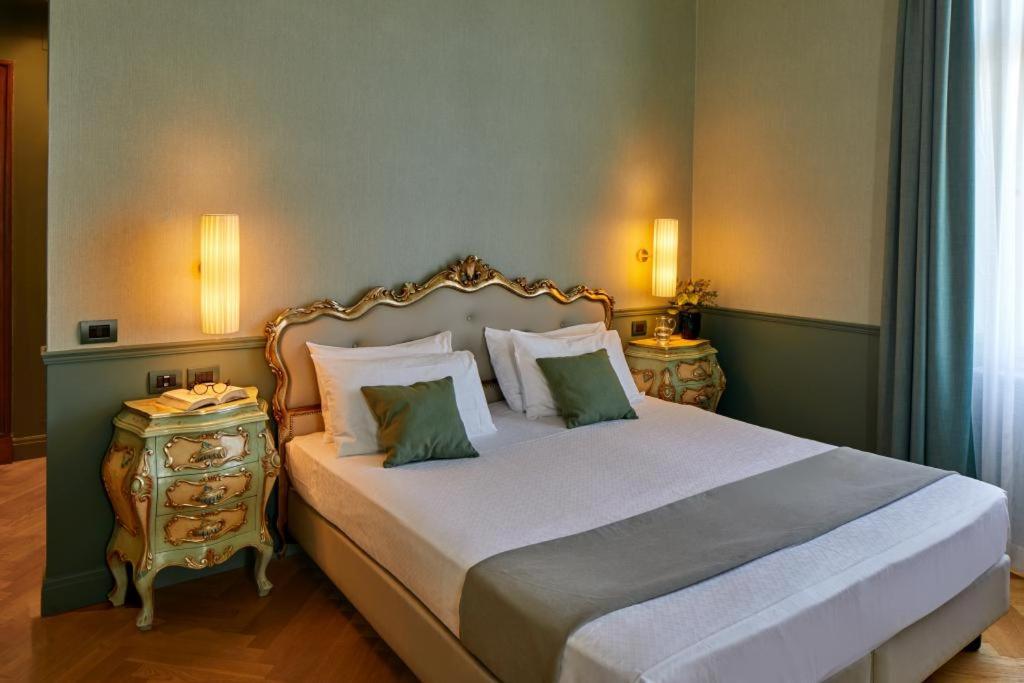Hotel Villa Del Sogno การ์โดเน ริเวียรา ภายนอก รูปภาพ