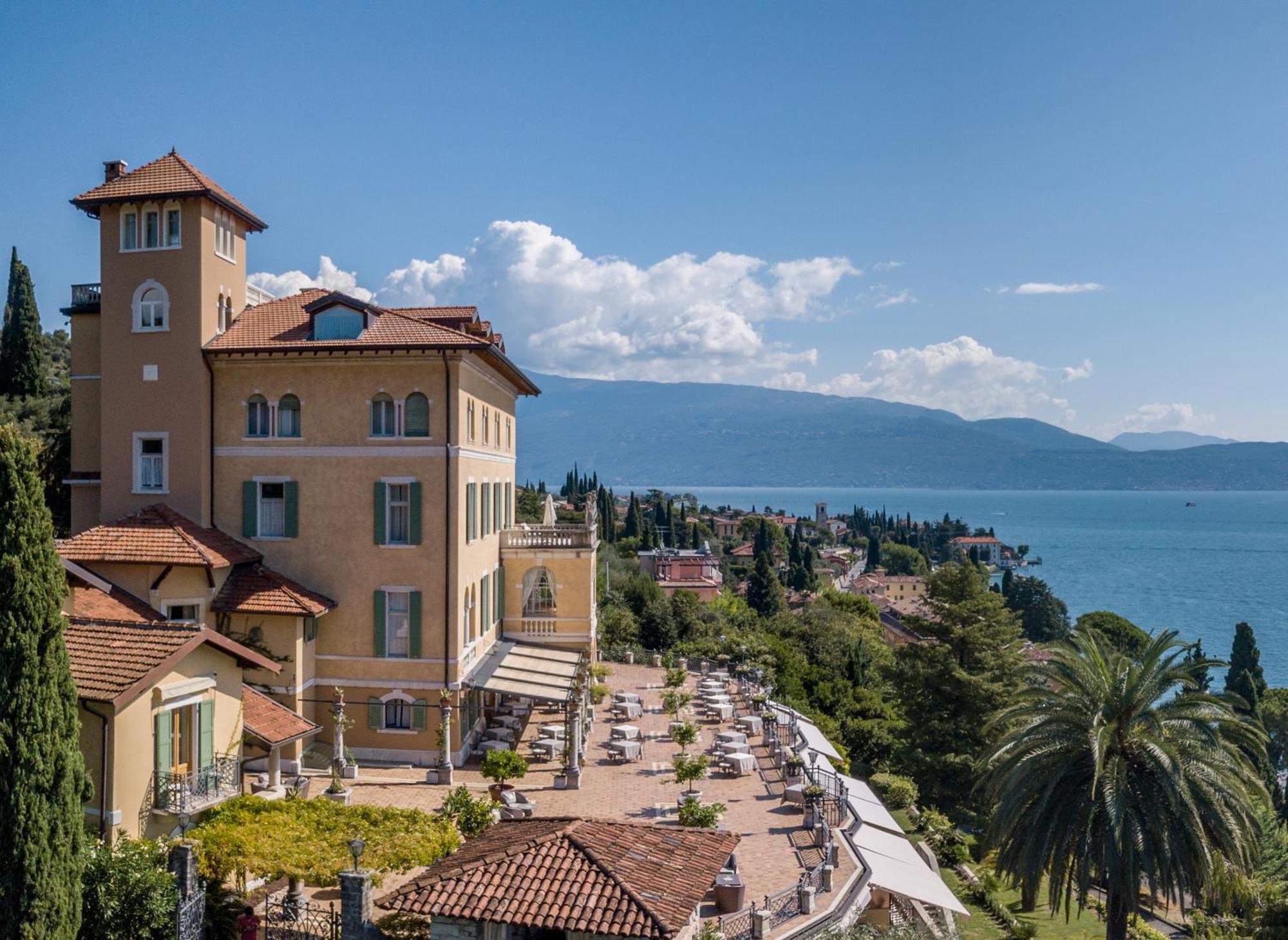 Hotel Villa Del Sogno การ์โดเน ริเวียรา ภายนอก รูปภาพ