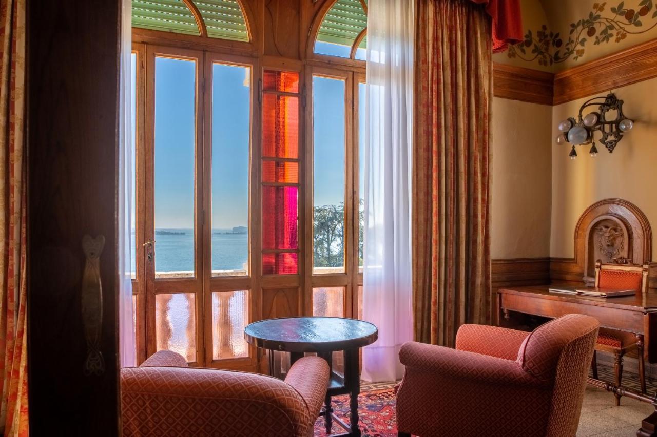 Hotel Villa Del Sogno การ์โดเน ริเวียรา ภายนอก รูปภาพ